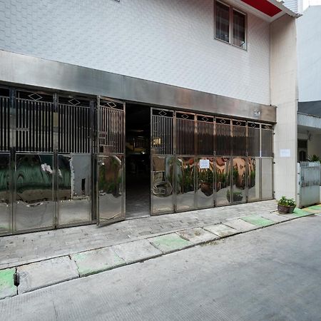 Oyo Life 3284 Pademangan 3 Residence Jakarta Exterior photo