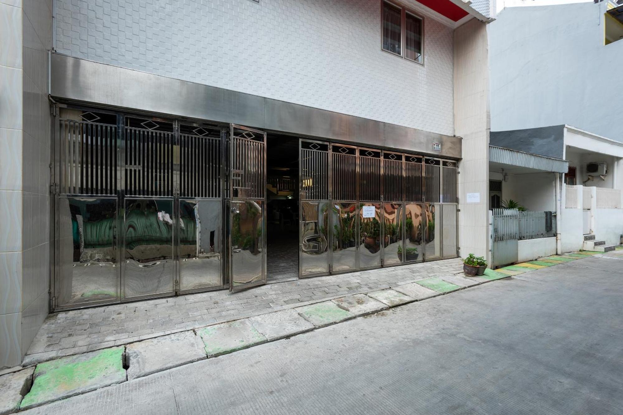 Oyo Life 3284 Pademangan 3 Residence Jakarta Exterior photo